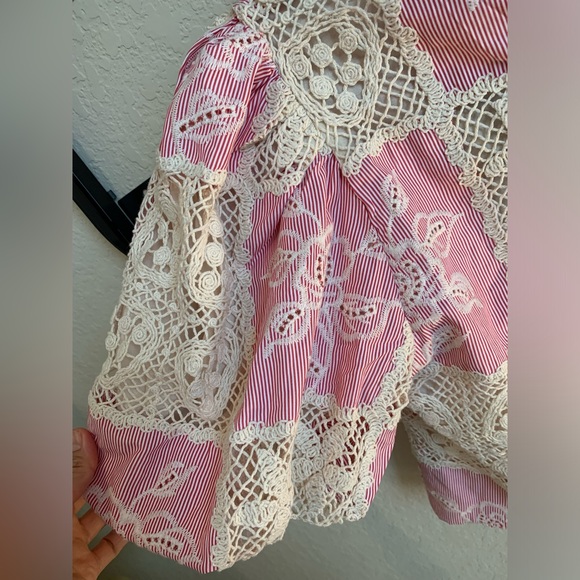 NWOT Pink Lace-Trimmed Women's Top - Picture 10 of 13